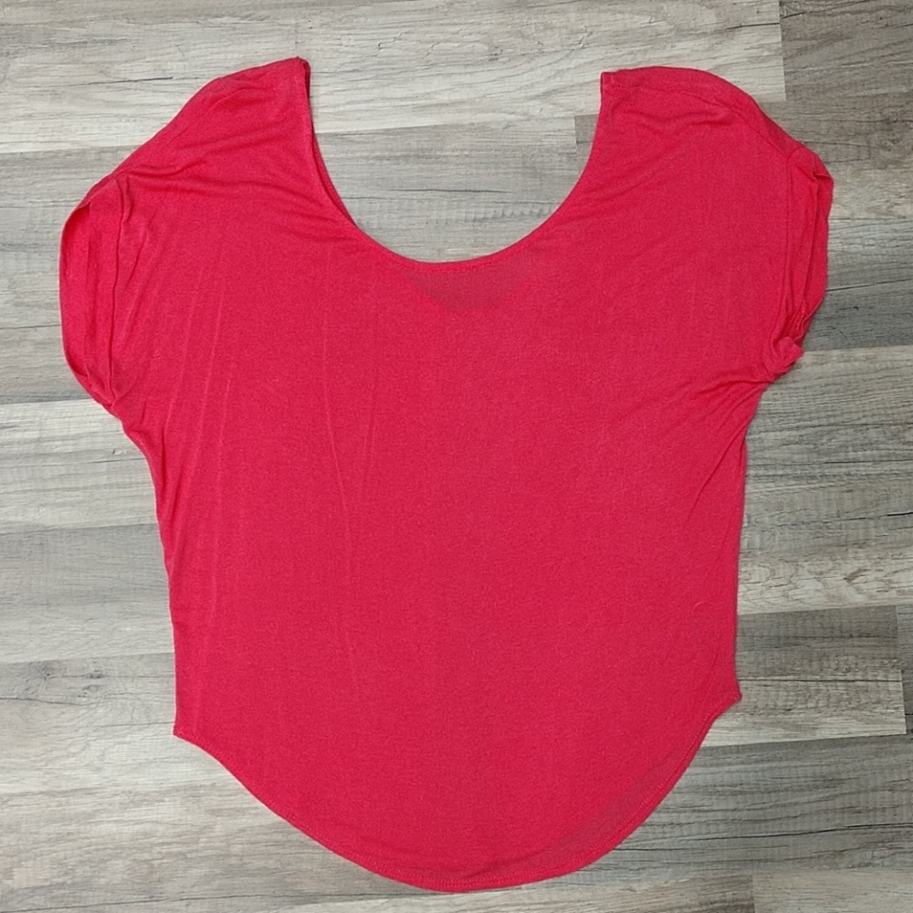 Women's Top - Picture 2 of 8